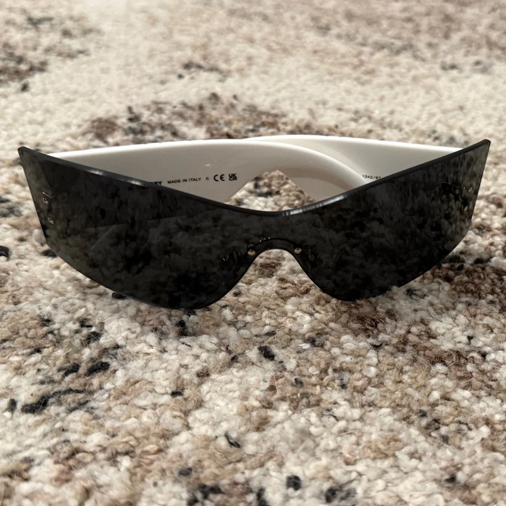 NEW Burberry Shield Sunglasses
